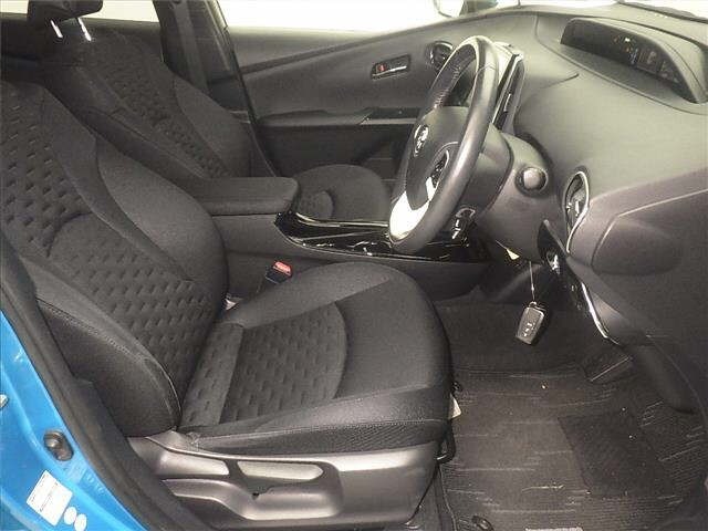 Toyota PRIUS PHV 2017 7981745-5