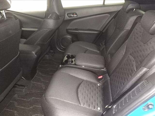 Toyota PRIUS PHV 2017 7981745-7