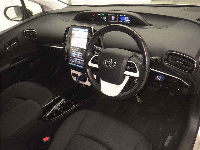 Toyota PRIUS PHV 2017 7981748-3