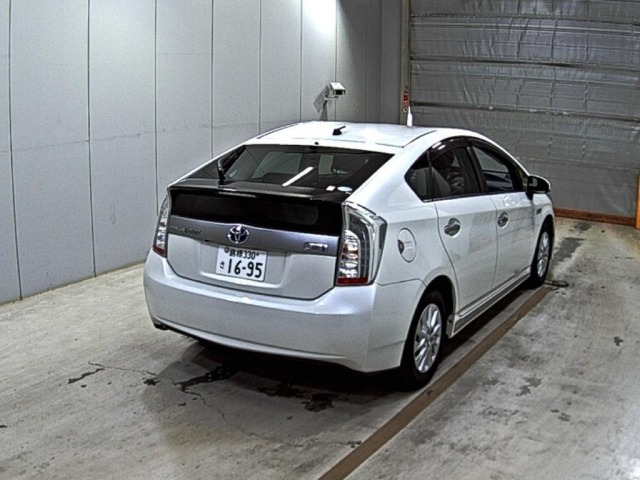 Toyota PRIUS PHV 2014 7981755-5