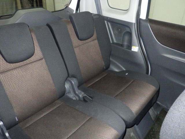 Nissan ROOX 2012 7974578-8