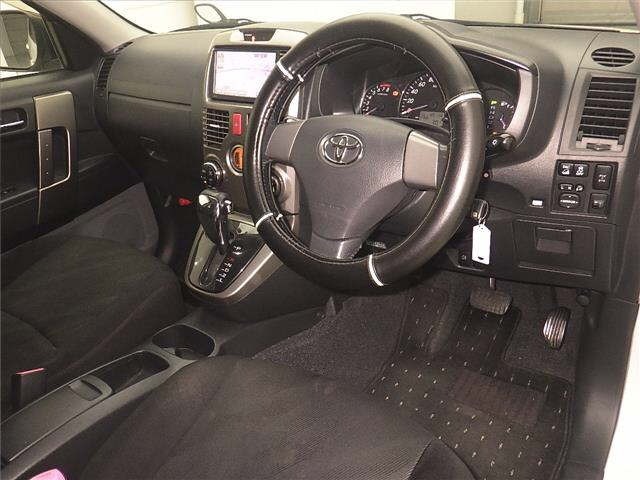 Toyota RUSH 2016 7982320-3