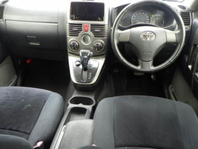 Toyota RUSH 2015 7982328-3