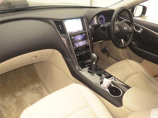 Nissan SKYLINE 2016 7981617-4