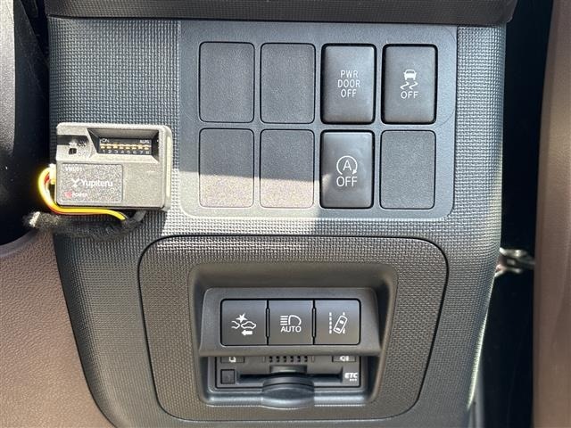 Toyota SPADE 2016 7981861-21