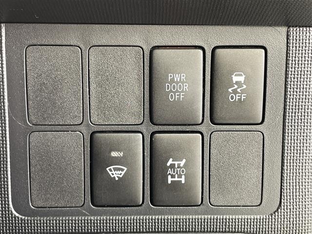 Toyota SPADE 2013 7981862-11