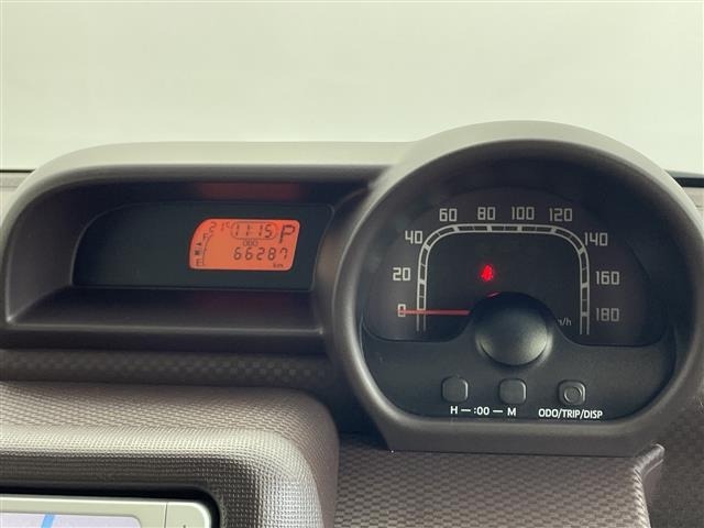 Toyota SPADE 2013 7981862-17