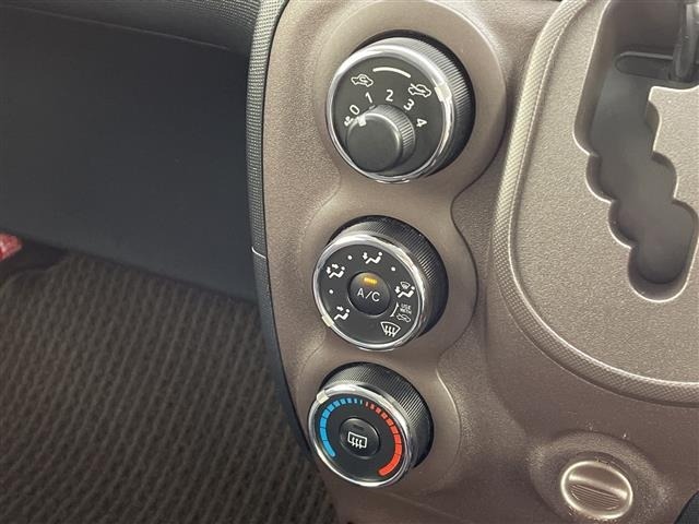 Toyota SPADE 2013 7981862-3