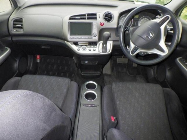 Honda STREAM 2013 7983573-3