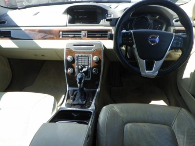 Volvo V70 2014 7981768-3