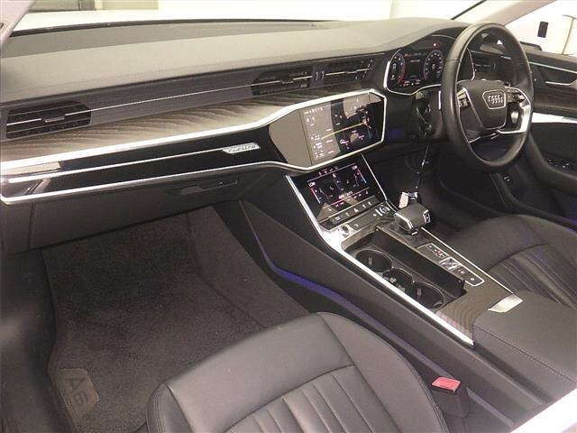 Audi A6 2020 7988186-4