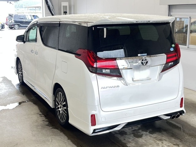 Toyota ALPHARD 2017 7988588-5