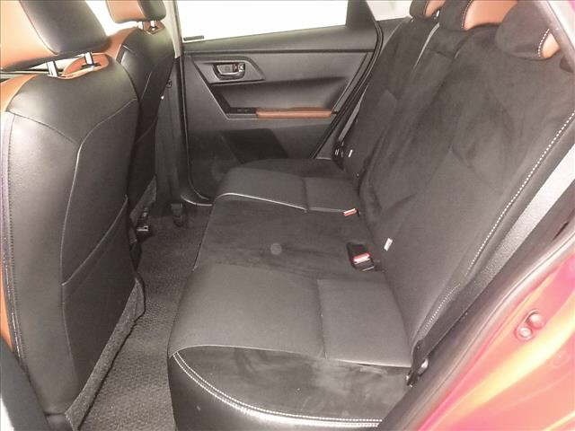Toyota AURIS 2015 7988911-7