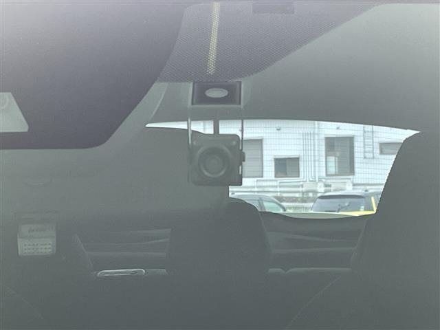 Toyota C-HR 2018 7987094-17