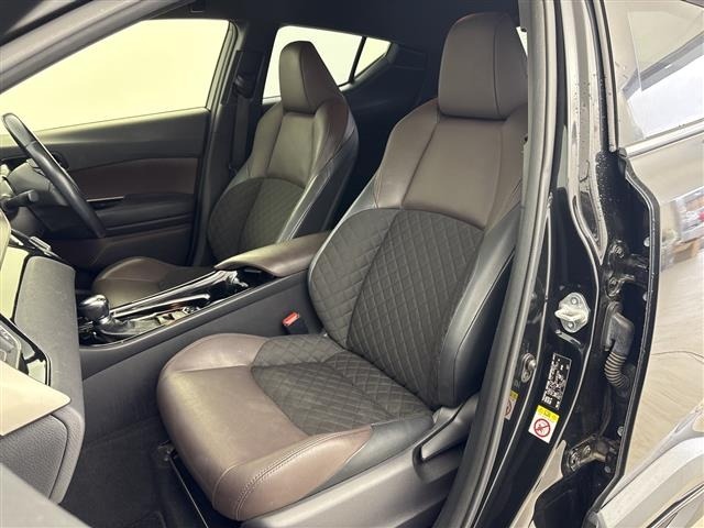 Toyota C-HR 2017 7987249-10