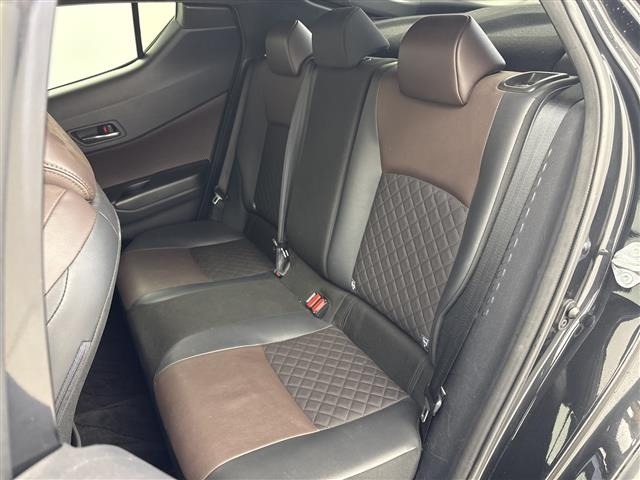Toyota C-HR 2017 7987249-12