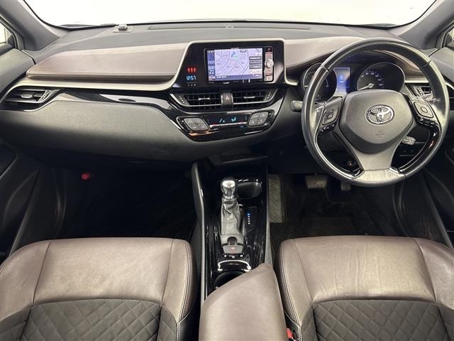 Toyota C-HR 2017 7987249-15