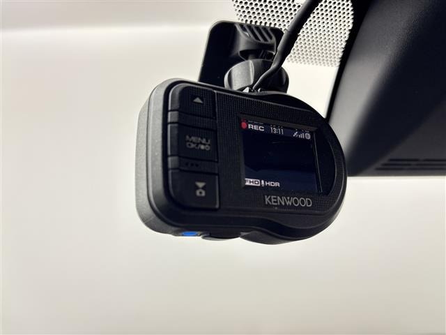 Toyota C-HR 2017 7987249-22