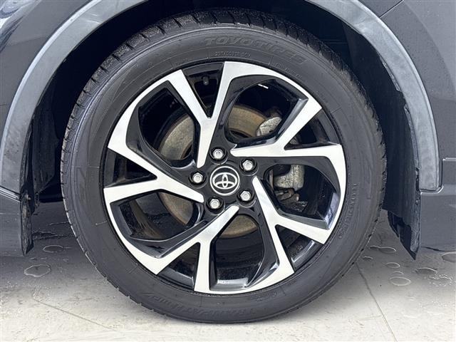 Toyota C-HR 2017 7987249-6