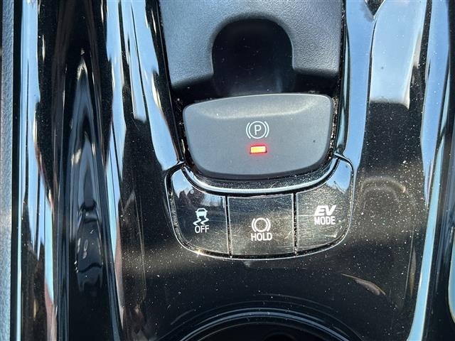 Toyota C-HR 2017 7987318-10