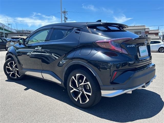 Toyota C-HR 2017 7987318-13