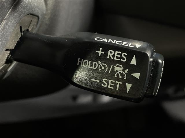 Toyota C-HR 2017 7987344-12