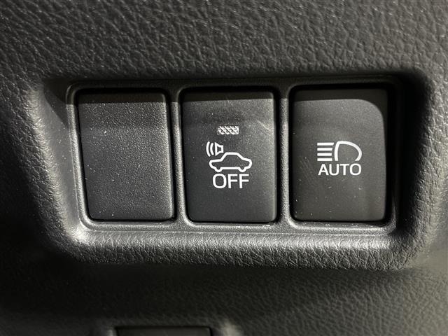 Toyota C-HR 2017 7987344-21