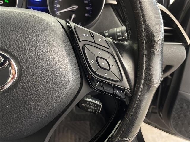 Toyota C-HR 2017 7987385-21