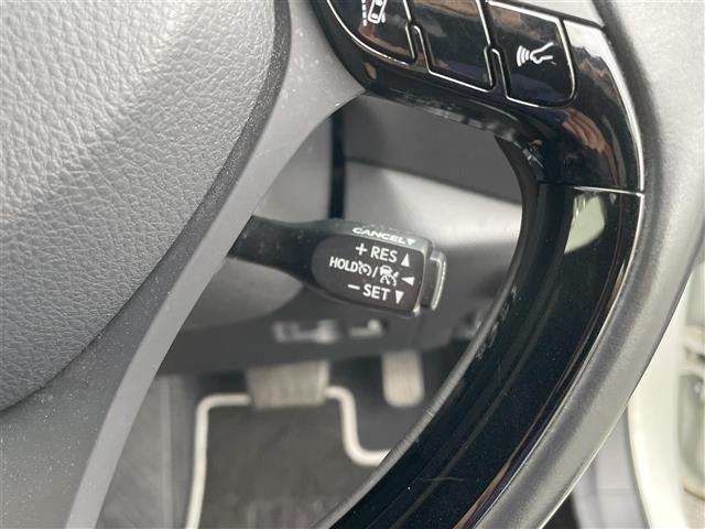 Toyota C-HR 2017 7987386-11