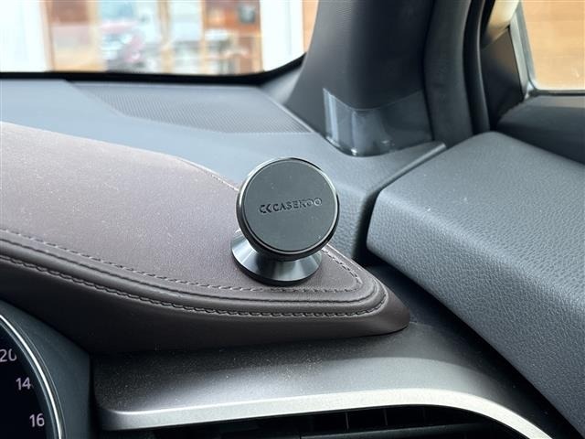 Toyota C-HR 2018 7987397-12