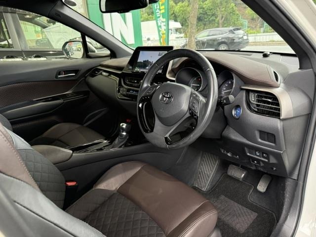 Toyota C-HR 2017 7987398-16