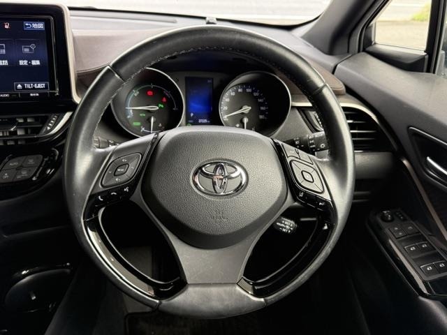 Toyota C-HR 2017 7987398-21