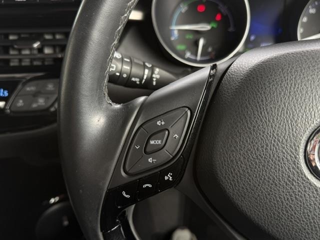 Toyota C-HR 2017 7987398-8