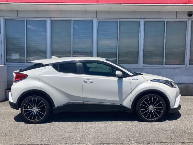 Toyota C-HR 2017 7987401-3