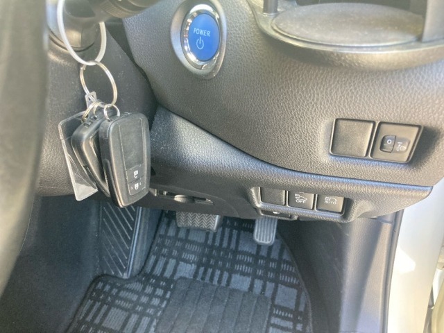 Toyota C-HR 2017 7987401-5