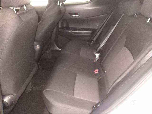 Toyota C-HR 2017 7987430-7