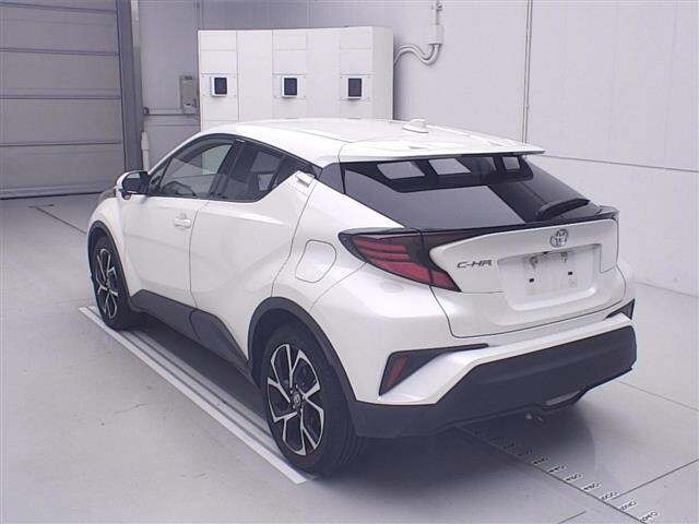 Toyota C-HR 2020 7987431-1