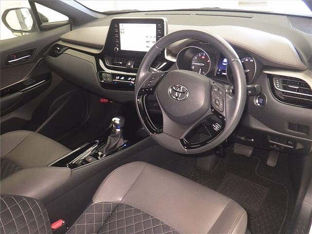 Toyota C-HR 2020 7987431-3
