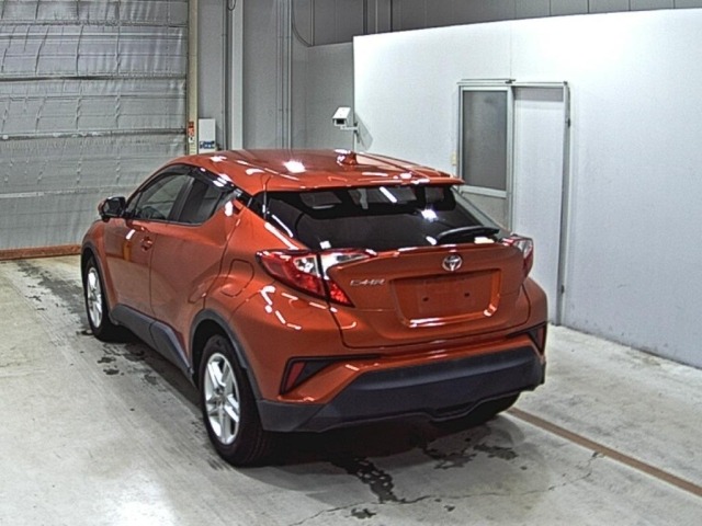 Toyota C-HR 2020 7987440-1