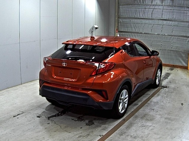 Toyota C-HR 2020 7987440-5