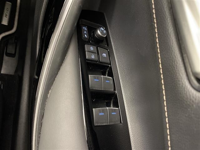 Toyota COROLLA TOURING 2021 7988810-11