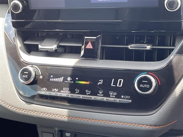 Toyota COROLLA TOURING 2022 7988815-11