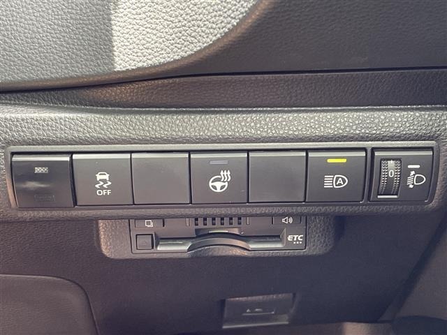 Toyota COROLLA TOURING 2022 7988815-12