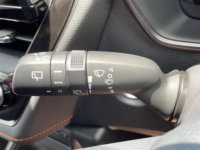Toyota COROLLA TOURING 2022 7988815-2