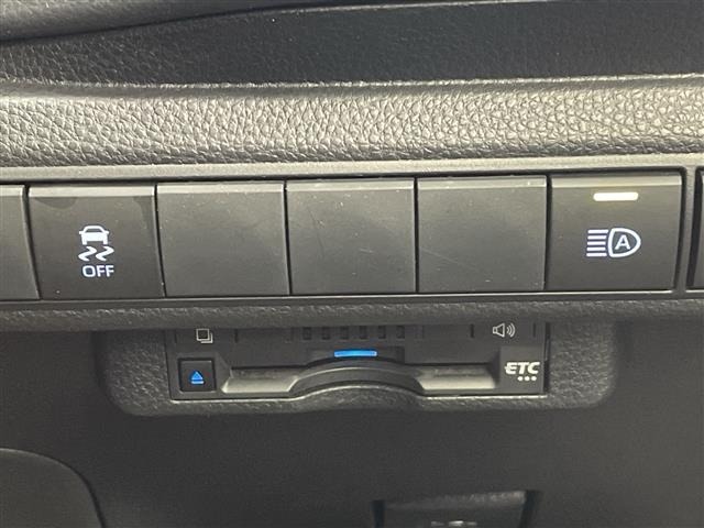Toyota COROLLA TOURING 2022 7988816-2