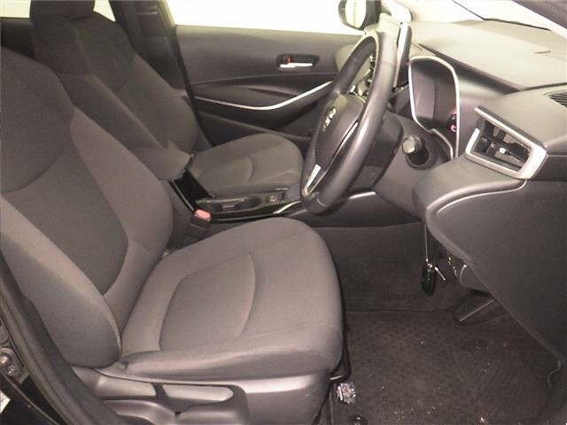 Toyota COROLLA TOURING 2020 7988824-5