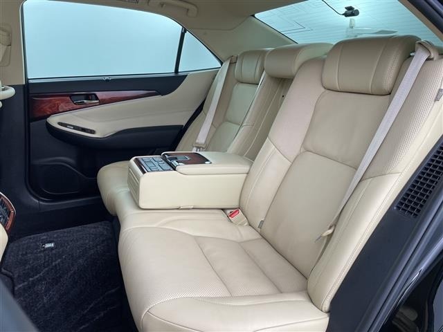 Toyota CROWN MAJESTA 2015 7988574-7