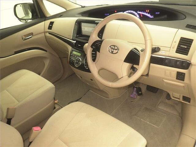 Toyota ESTIMA 2016 7988712-3
