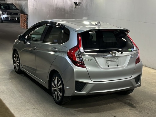Honda FIT 2015 7985842-1