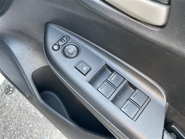 Honda FIT 2018 7986195-2
